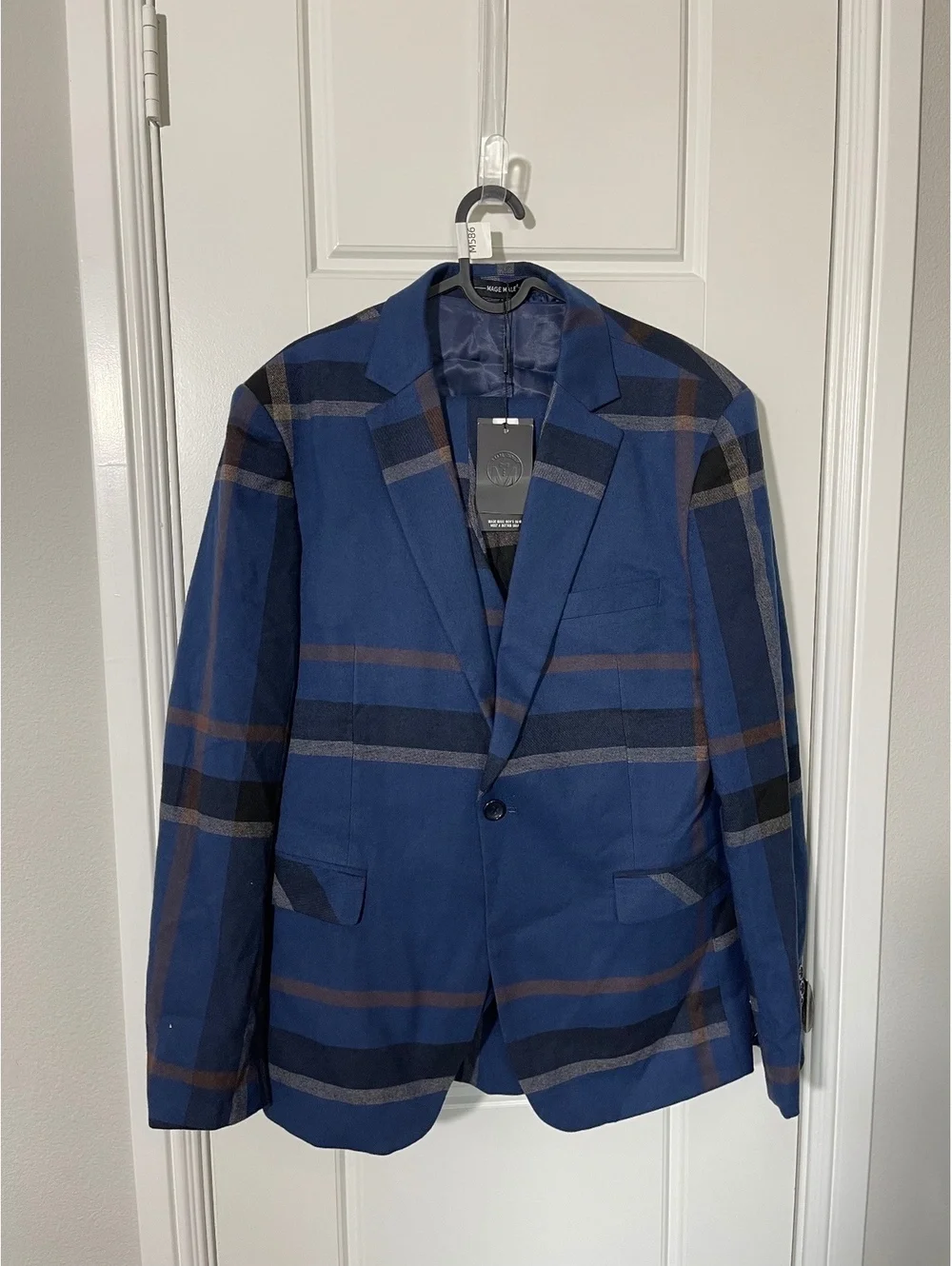 Mage Male Suits for Men Size LG Navy Blue Plaid 3 Pieces M586